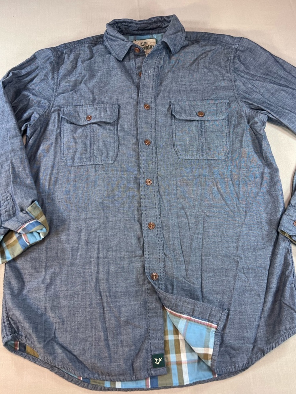 Outdoor Life Men’s Blue M Chambray Button Down Shirt Plaid Lined Chest Pockets